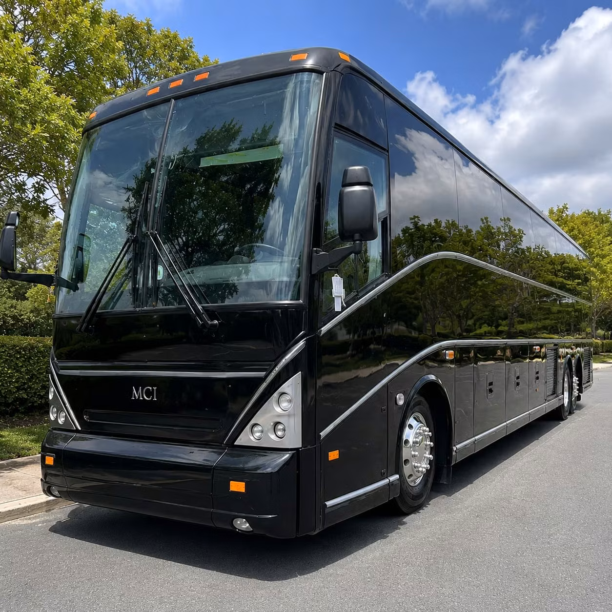 employee shuttle services along the huntington beach and orange county corridor