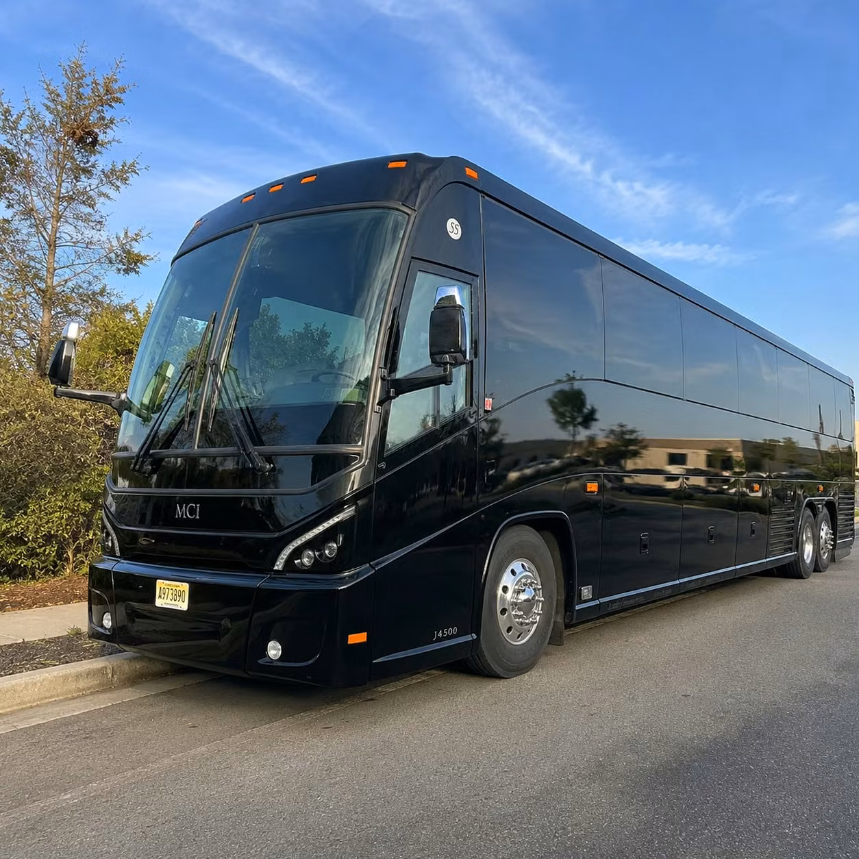 huntington beach tech and aerospace employee shuttle services along the pacific coast
